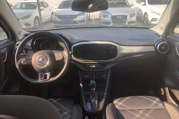 Used MG 3 2017 1.5L Automatic Smart Connect Elite Edition Interior 1