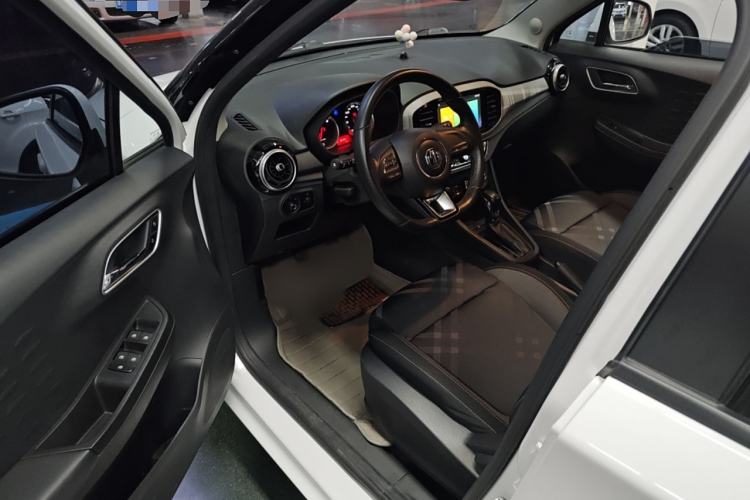 Used MG 3 2017 1.5L Automatic Smart Connect Elite Edition Interior 2