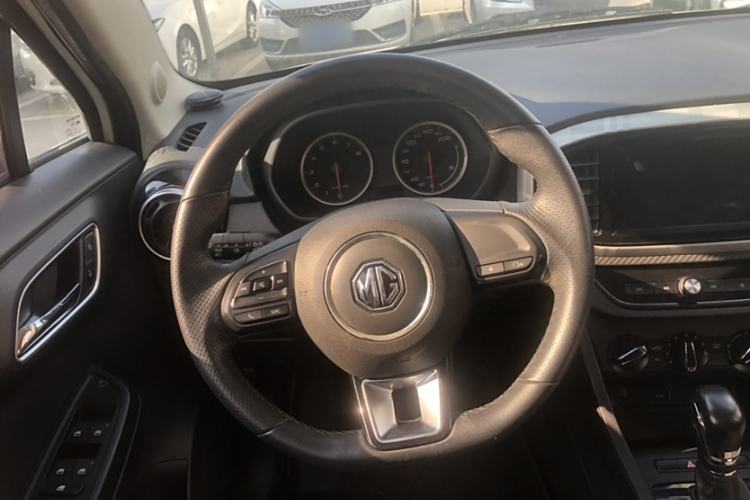 Used MG 3 2017 1.5L Automatic Smart Connect Elite Edition Interior 2