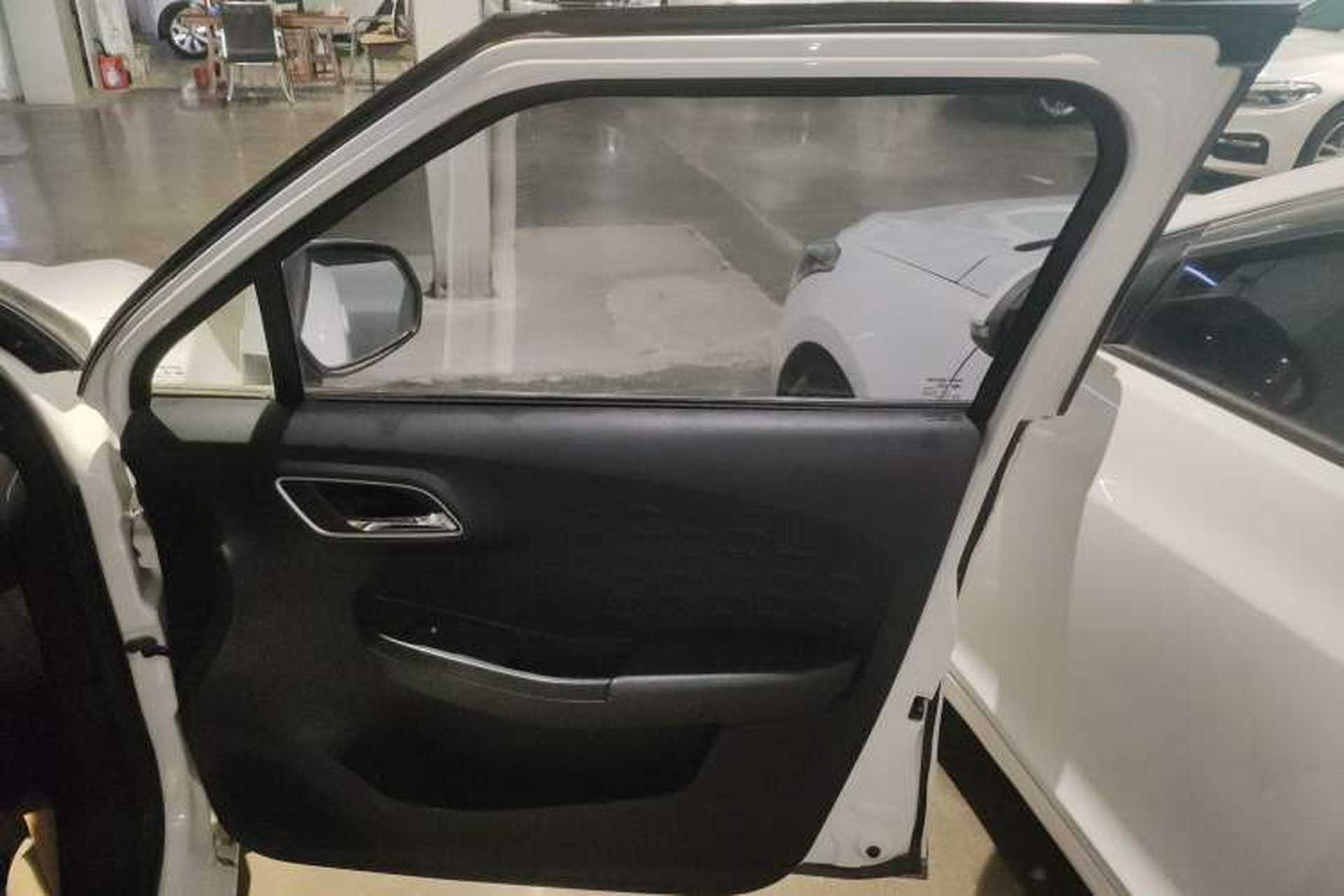 Used MG 3 2017 1.5L Automatic Smart Connect Elite Edition Interior 2