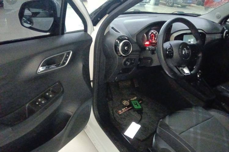 Used MG 3 2017 1.5L Automatic Smart Connect Luxury Edition Interior 3