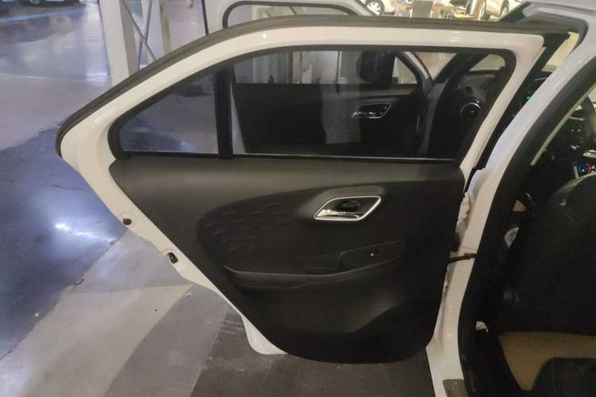 Used MG 3 2017 1.5L Automatic Smart Connect Elite Edition Interior 5