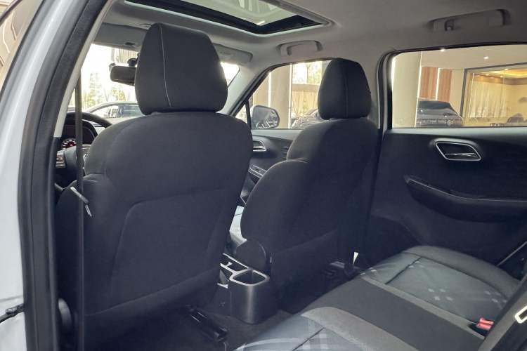 Used MG 3 2017 1.5L Automatic Smart Connect Luxury Edition Interior 9