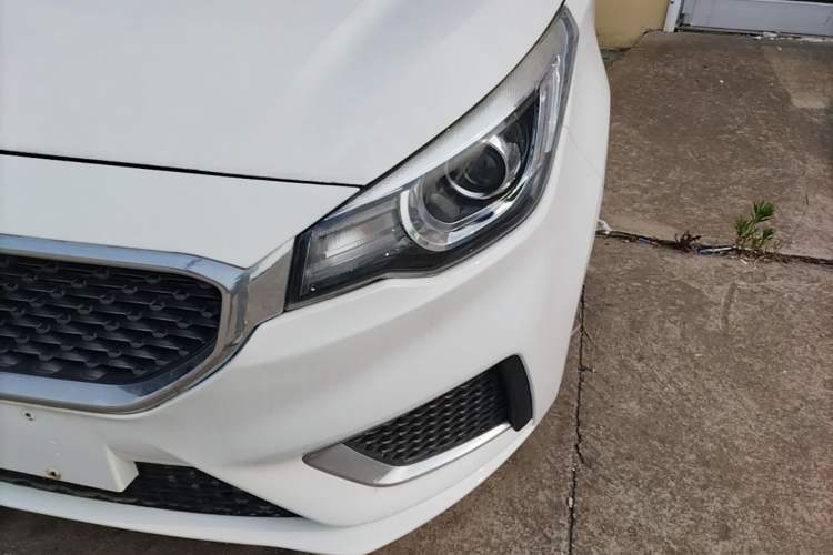 Used MG 3 2017 1.5L Automatic Smart Connect Elite Edition Left Front Headlight