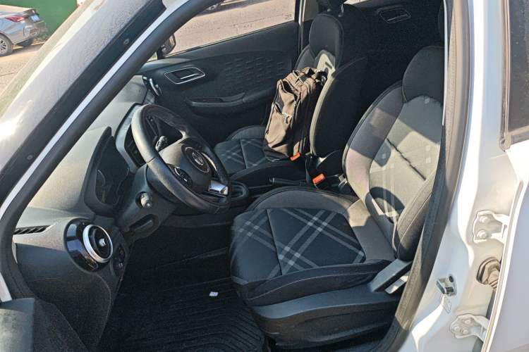Used MG 3 2017 1.5L Automatic Smart Connect Elite Edition Left Front Seat