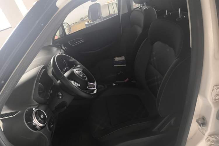 Used MG 3 2017 1.5L Automatic Smart Connect Elite Edition Left Front Seat