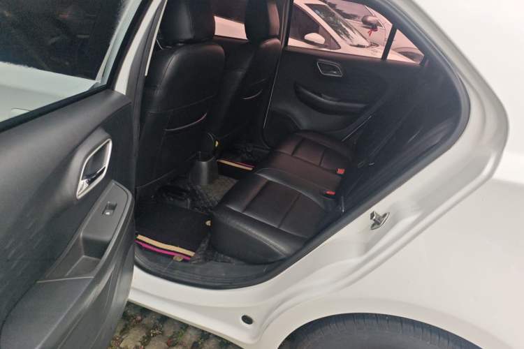 Used MG 3 2017 1.5L Automatic Smart Connect Elite Edition Left Rear Seat