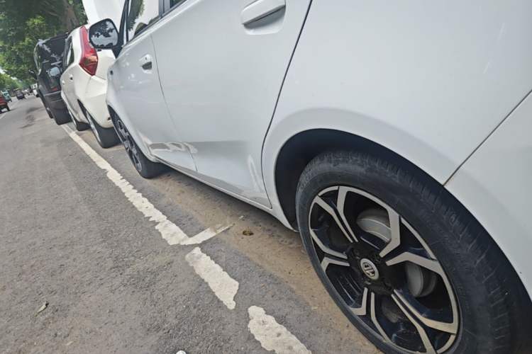 Used MG 3 2017 1.5L Automatic Smart Connect Luxury Edition Left Side Sill
