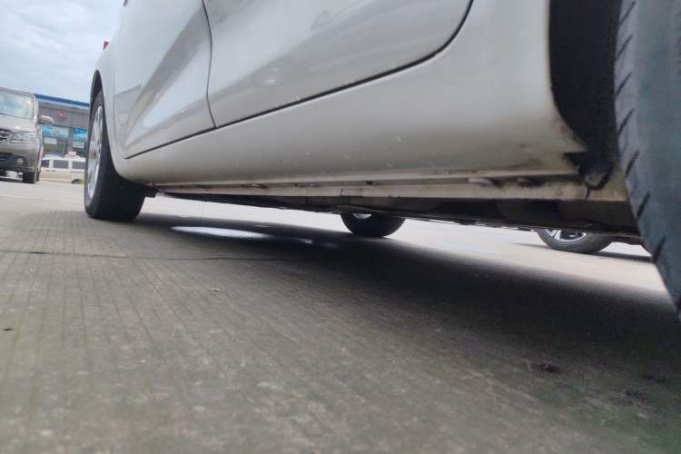 Used MG 3 2017 1.5L Automatic Smart Connect Elite Edition Left Side Sill