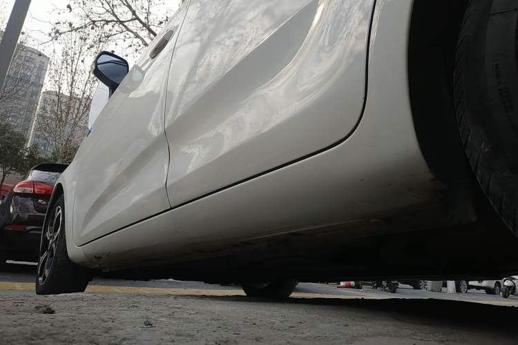 Used MG 3 2017 1.5L Automatic Smart Connect Luxury Edition Left Side Sill