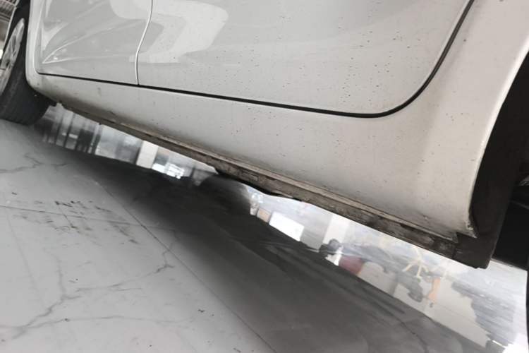 Used MG 3 2017 1.5L Automatic Smart Connect Elite Edition Left Side Sill