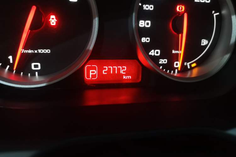 Used MG 3 2017 1.5L Automatic Smart Connect Elite Edition Odometer Close Up