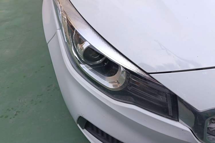 Used MG 3 2017 1.5L Automatic Smart Connect Elite Edition Right Front Headlight