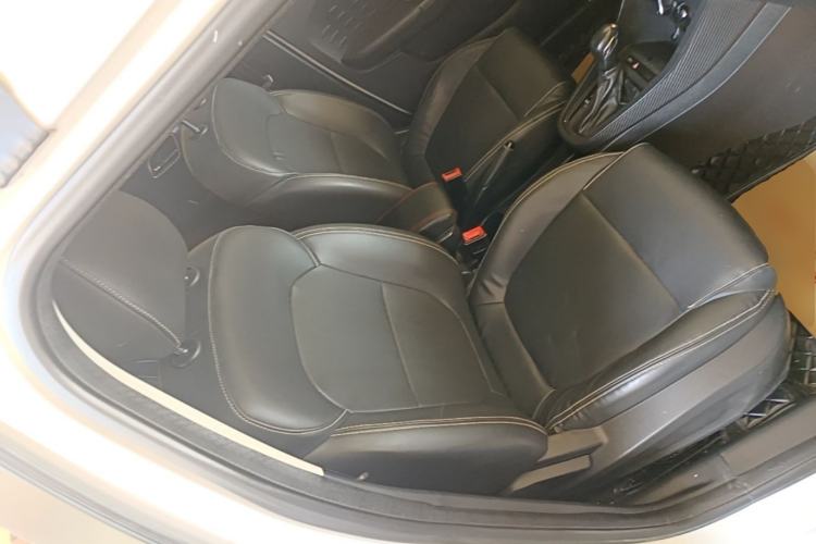 Used MG 3 2017 1.5L Automatic Smart Connect Luxury Edition Right Front Seat