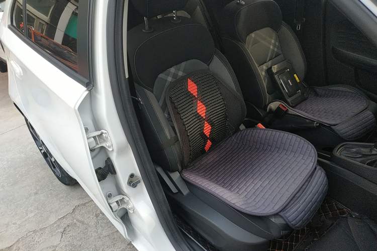 Used MG 3 2017 1.5L Automatic Smart Connect Luxury Edition Right Front Seat