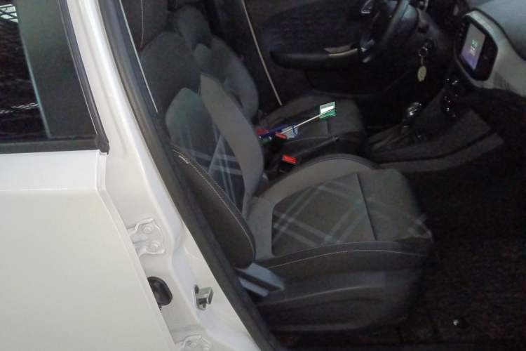 Used MG 3 2017 1.5L Automatic Smart Connect Luxury Edition Right Front Seat