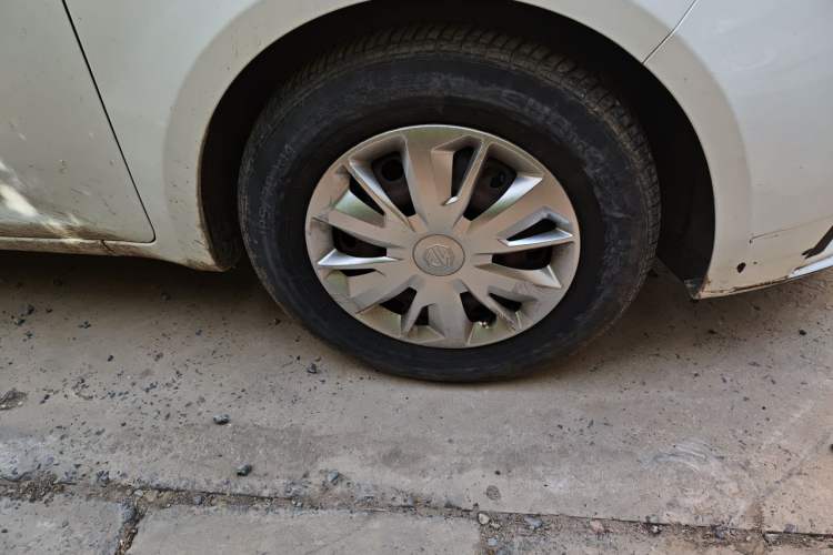 Used MG 3 2017 1.3L Manual Premium Comfort Edition Right Front Wheel Hub