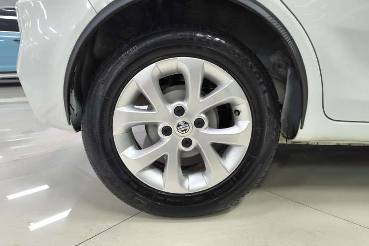 Used MG 3 2017 1.5L Automatic Smart Connect Elite Edition Right Front Wheel Hub