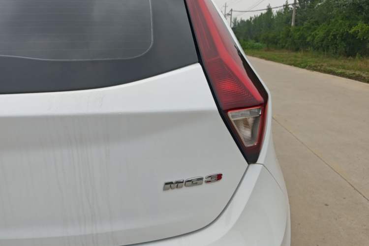 Used MG 3 2017 1.5L Automatic Smart Connect Elite Edition Right Rear Taillight