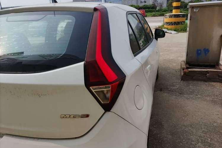Used MG 3 2017 1.5L Automatic Smart Connect Elite Edition Right Rear Taillight