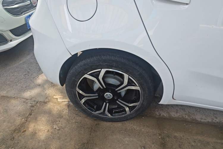 Used MG 3 2017 1.5L Automatic Smart Connect Luxury Edition Right Rear Wheel Hub