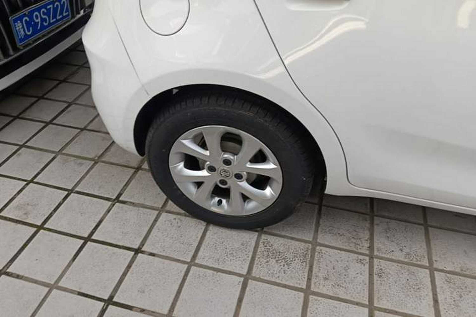 Used MG 3 2017 1.5L Automatic Smart Connect Elite Edition Right Rear Wheel Hub