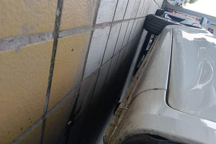 Used MG 3 2017 1.5L Automatic Smart Connect Elite Edition Right Side Sill