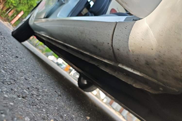 Used MG 3 2017 1.5L Automatic Smart Connect Elite Edition Right Side Sill