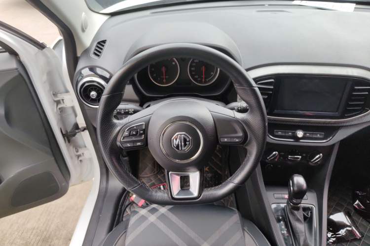 Used MG 3 2017 1.5L Automatic Smart Connect Elite Edition Steering Wheel
