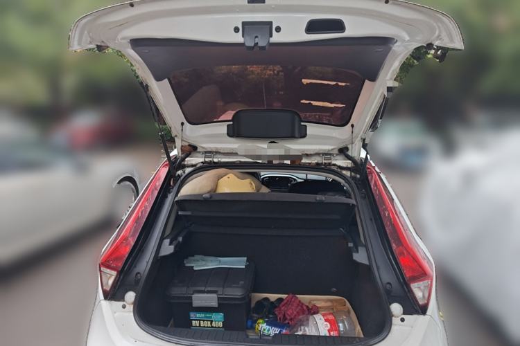 Used MG 3 2017 1.5L Automatic Smart Connect Elite Edition Trunk