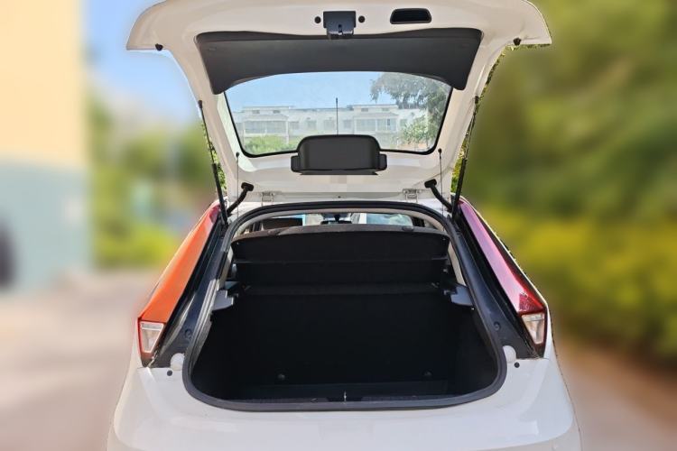 Used MG 3 2017 1.3L Manual Premium Comfort Edition Trunk