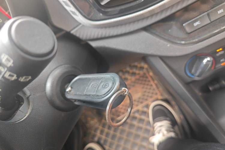 Used MG 3 2017 1.5L Automatic Smart Connect Luxury Edition Vehicle Key