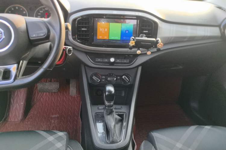Used MG 3 2017 1.5L Automatic Smart Connect Luxury Edition Audio And AC Panel