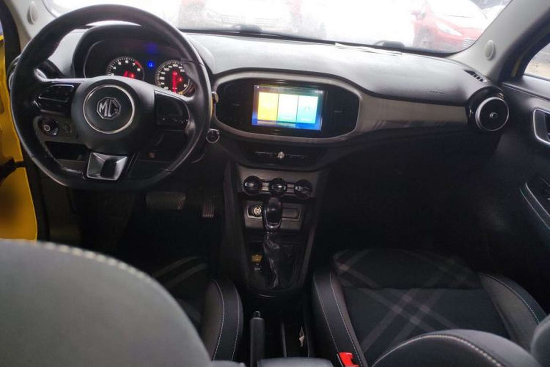 Used MG 3 2017 1.5L Automatic Smart Connect Elite Edition Center Console