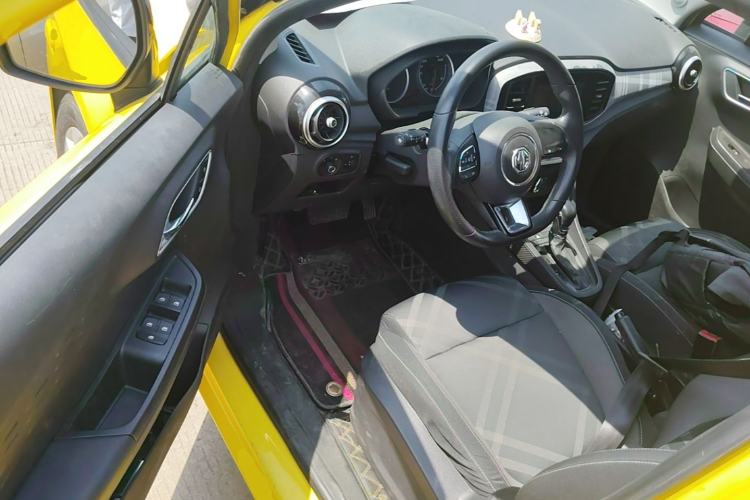 Used MG 3 2017 1.5L Automatic Smart Connect Elite Edition Driver Seat