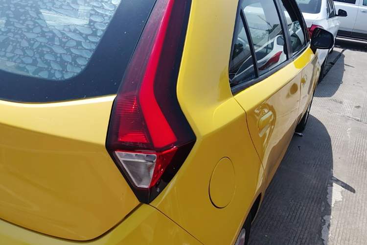 Used MG 3 2017 1.5L Automatic Smart Connect Elite Edition Exterior 3