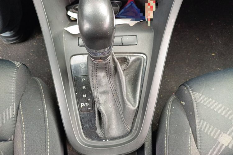 Used MG 3 2017 1.5L Automatic Smart Connect Elite Edition Gear Lever