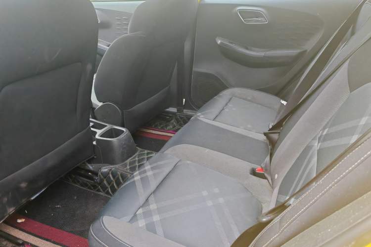 Used MG 3 2017 1.5L Automatic Smart Connect Elite Edition Interior 2
