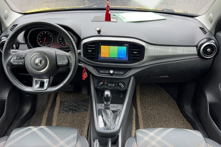 Used MG 3 2017 1.5L Automatic Smart Connect Elite Edition Interior 2