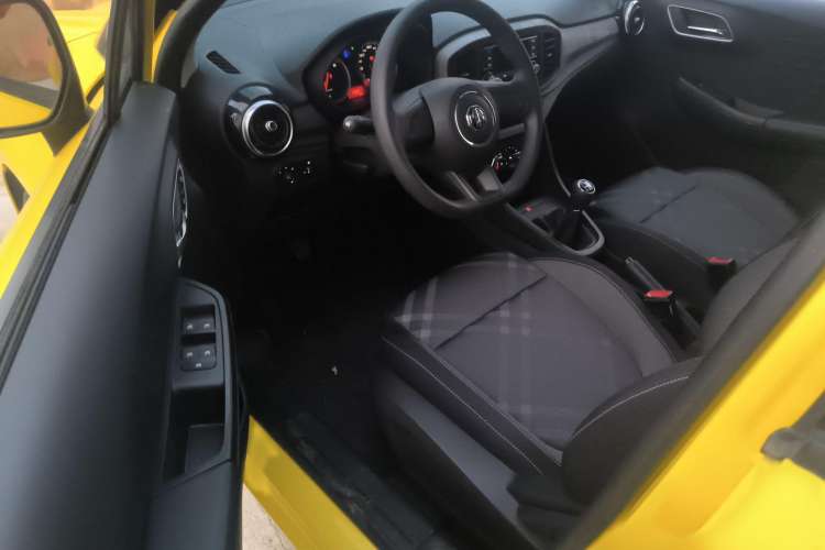 Used MG 3 2017 1.3L Manual Premium Comfort Edition Interior 2