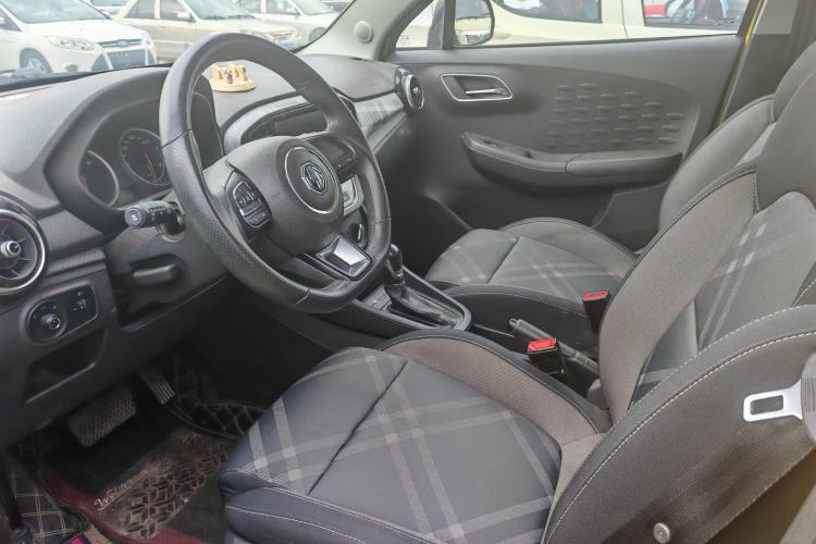 Used MG 3 2017 1.5L Automatic Smart Connect Elite Edition Interior 3