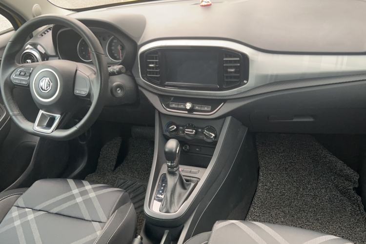 Used MG 3 2017 1.5L Automatic Smart Connect Elite Edition Interior 4
