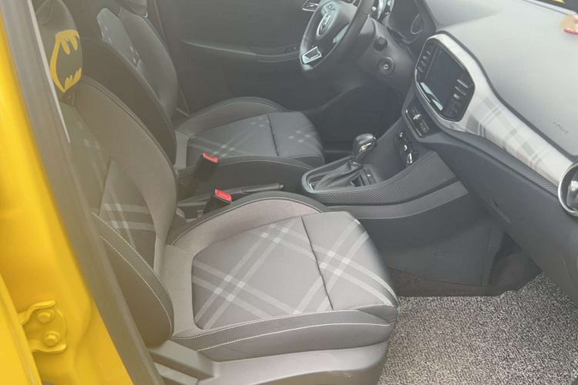 Used MG 3 2017 1.5L Automatic Smart Connect Elite Edition Interior 5