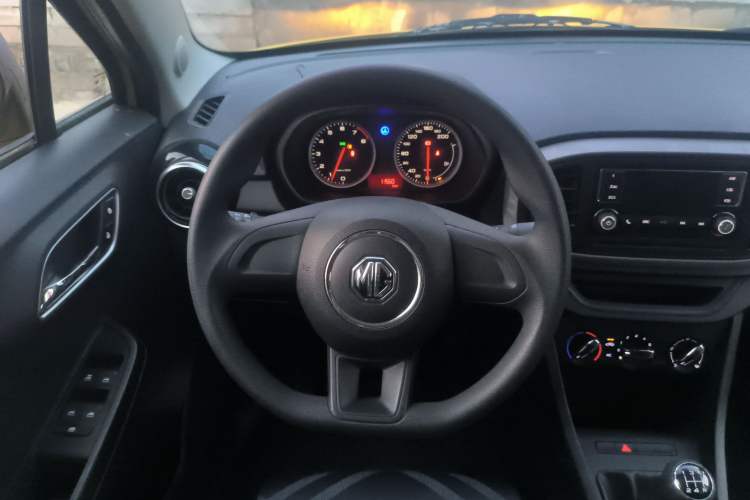 Used MG 3 2017 1.3L Manual Premium Comfort Edition Interior 6