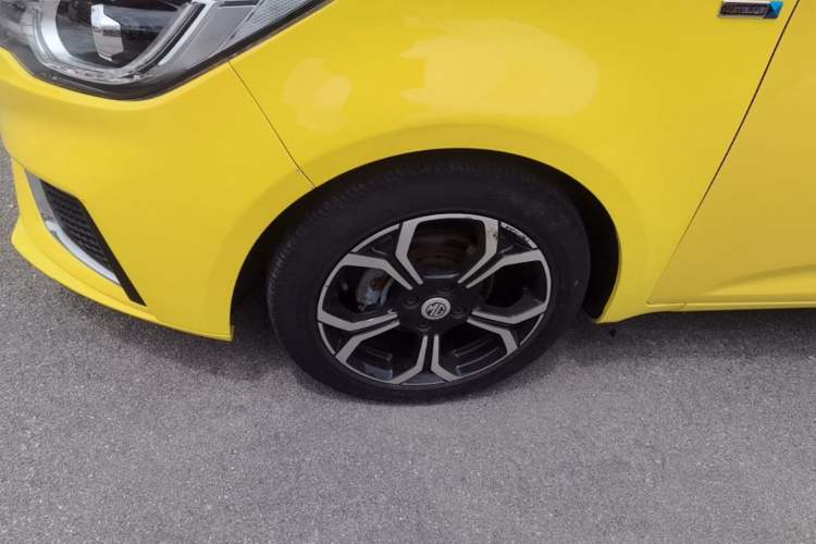 Used MG 3 2017 1.5L Automatic Smart Connect Luxury Edition Left Front Wheel Hub