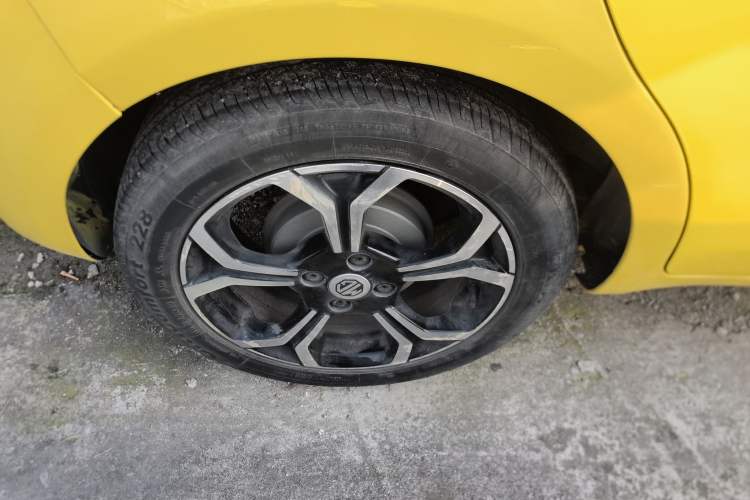 Used MG 3 2017 1.5L Automatic Smart Connect Luxury Edition Right Rear Wheel Hub