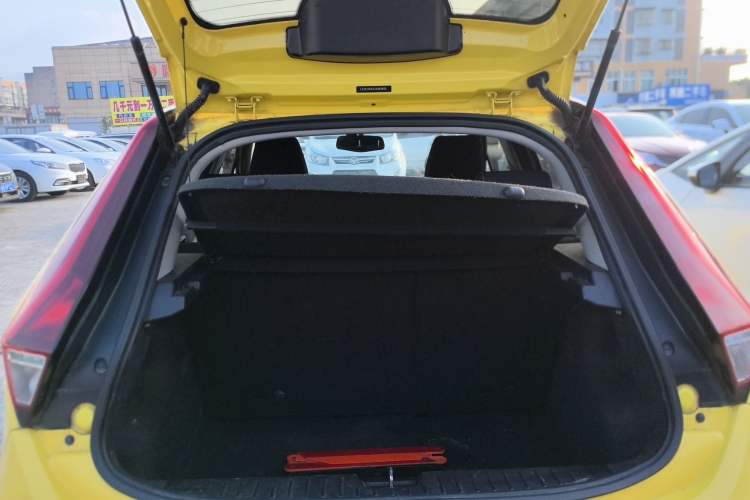 Used MG 3 2017 1.5L Automatic Smart Connect Luxury Edition Trunk