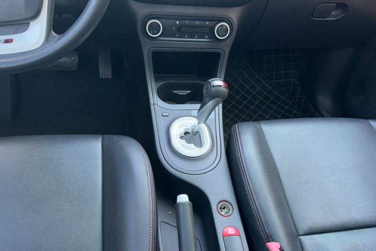Used MG 3SW 2015 1.5L AMT Elite Model Gear Lever