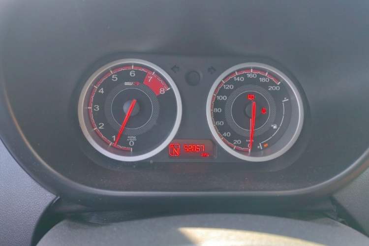 Used MG 3SW 2015 1.5L AMT Elite Model Odometer Close Up