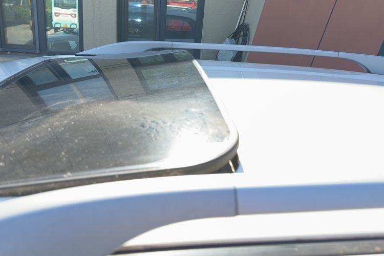Used MG 3SW 2015 1.5L AMT Elite Model Roof